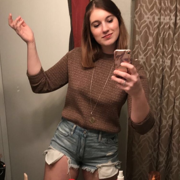 Meet your Posher, Claire - Picture 3 of 4